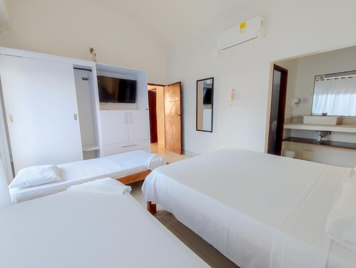 Hotel Portoalegre Coveñas Eksteriør billede